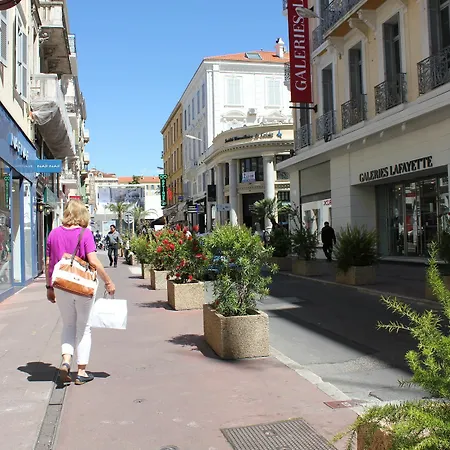 Happyrent Eve Cannes